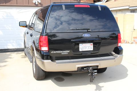 2003 Ford Expedition “TOW RIG”