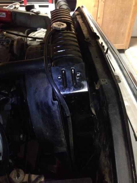 1978 Ford Bronco - Close-up view of the radiator and upper hose assembly.