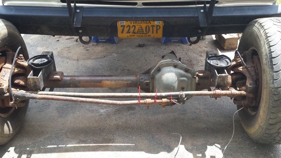 Rear axle assembly with Virginia license plate 722 OTP