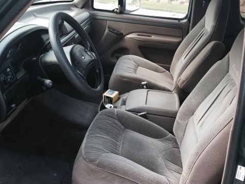 1993 Ford Bronco photo