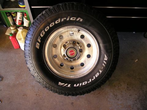 1994 Ford F-150 - A single tire and wheel assembly is shown, likely for a truck or SUV.