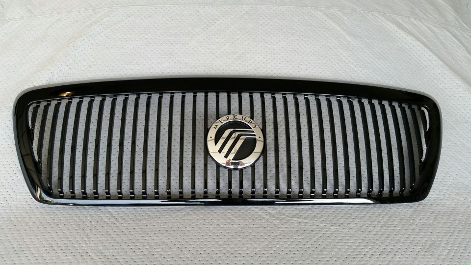 Rare, new in box, OEM (not aftermarket) Marauder grille. Mint condition.

*SOLD*.