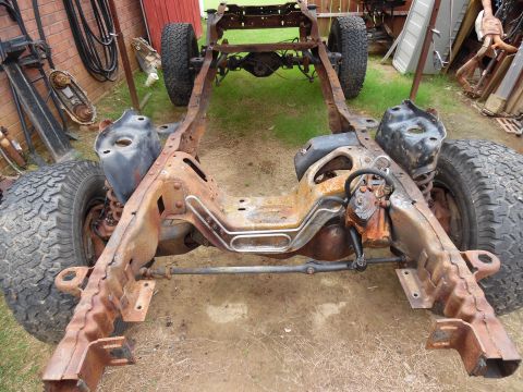 1993 Ford Bronco - I pulled out the brake system & trans/t-case in preparation for the frame swap.