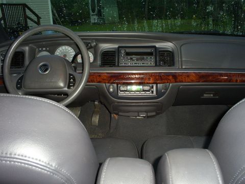 2004 Mercury Grand Marquis photo