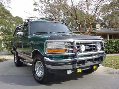 1996 Ford Bronco photo