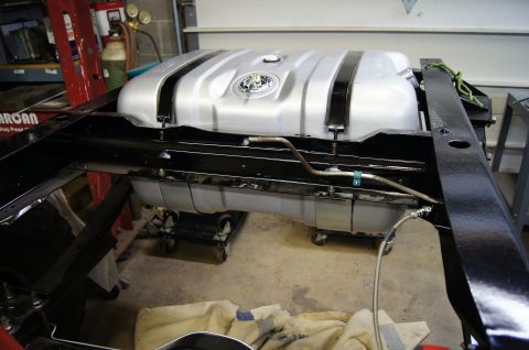 1979 Ford Bronco - Added rubber under straps to protect the tank.