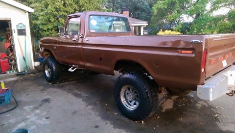 1976 Ford F-250 photo