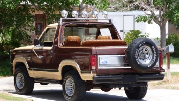 1982 Ford Bronco photo