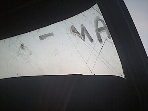 1978 Ford Bronco - hard to tell from the picture but the post is pushed in