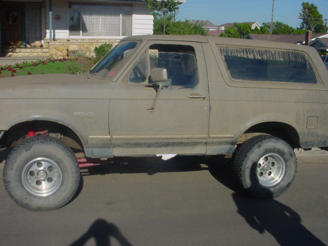James's 92, 351W 35" Xterrains