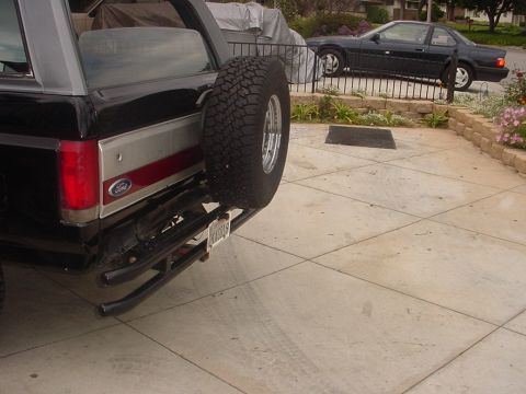 1988 Ford Bronco - This bumper is awful and ugly I know, but it's really strong and doesnt' scoop up mud like the stock one.