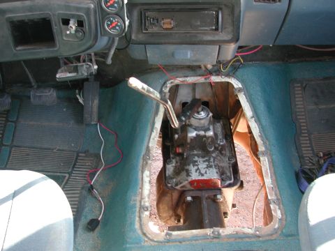 1987 Ford Bronco - ta-da it's in!