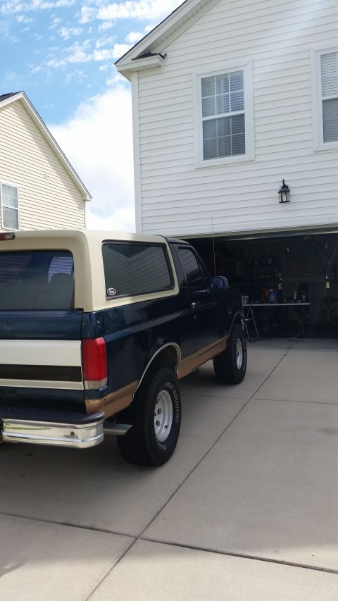 1995 Ford Bronco photo