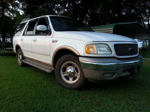 2002 Ford Expedition photo