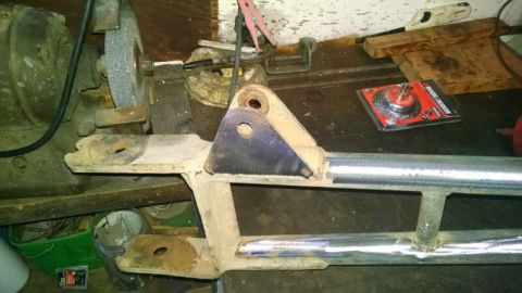 1992 Ford Bronco - Starting clean up. Abrasive discs, wire wheels and cup brushes.