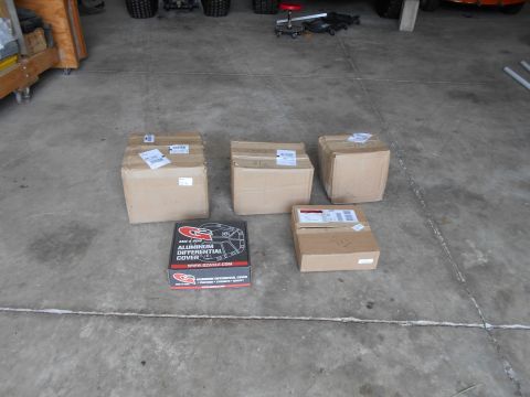1992 Ford Bronco - New G2 aluminum differential cover and other parts arrived in boxes.