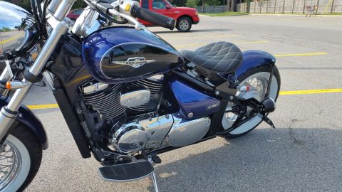 2005 Suzuki C50 photo