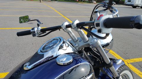 2005 Suzuki C50 photo