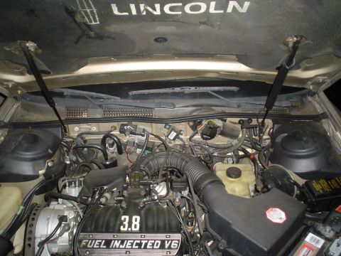 1989 Lincoln Continental - from front - regular