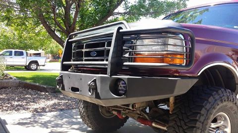 1996 Ford Bronco - Side view
