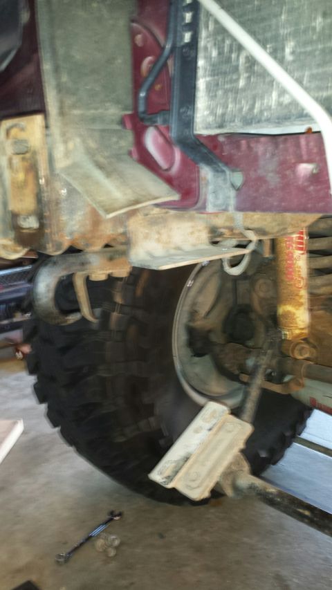 1996 Ford Bronco - Sway bar all disconnected and ready for brackets
