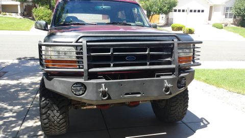 1996 Ford Bronco - Front view