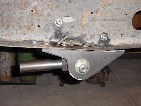 1987 Ford Bronco - inside of heim bracket
