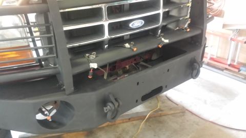 1996 Ford Bronco - Wires all run, just need the right plug