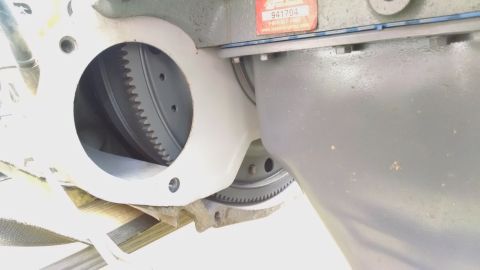 1993 Ford Bronco - The TC studs are also aligned with the flexplate. This is with the engine at #1TDC (0°).