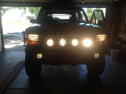 1996 Ford Bronco - let there be light!!
