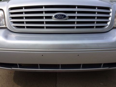2003 Ford Crown Victoria