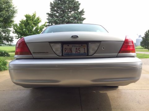 2003 Ford Crown Victoria