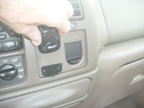 2000 Ford Excursion photo