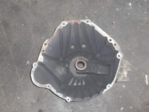1983 Ford Bronco - Well, THERE'S your clutch! (...and a noticeable amount of the flywheel face.) The solvent tank now looks like it's pumping very watery dies…