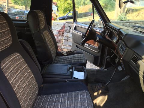 1983 Ford Bronco photo