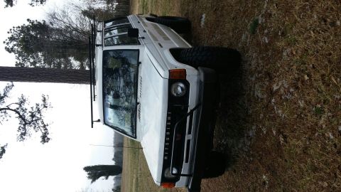 1990 Mitsubishi Montero photo