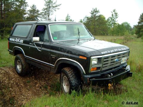 1986 Ford Bronco photo