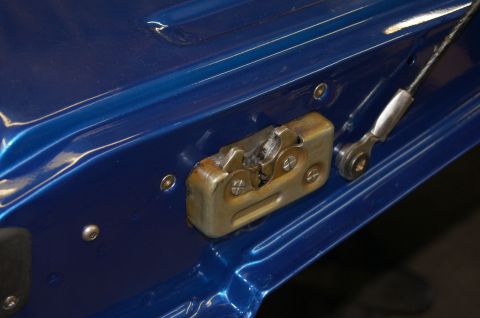 1979 Ford Bronco - The bronco is a 79 but has a 90's tailgate. Had to also get matching latches and the latch actuation rods had to be lengthened about 3/8 in…