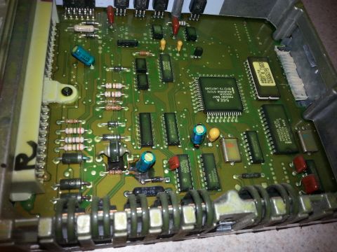 1994 Ford Bronco - ford bronco 5.8l cpu bad capacitor = hard to start when it rains