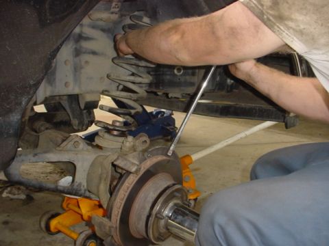 1988 Ford Bronco - Removing Coils