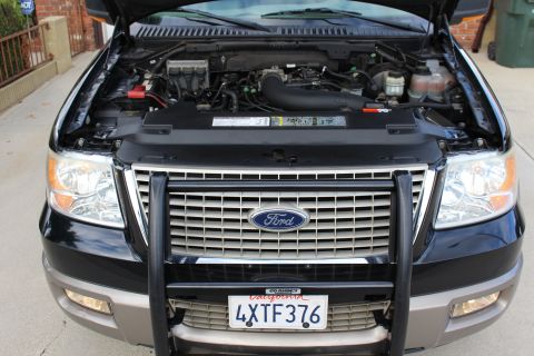 2003 Ford Expedition “TOW RIG”
