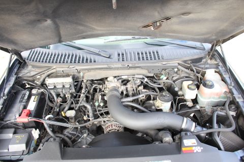 2003 Ford Expedition “TOW RIG”