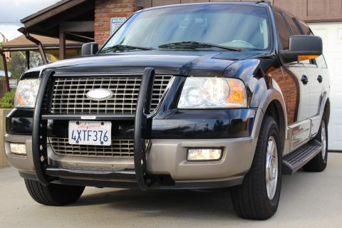 2003 Ford Expedition “TOW RIG”