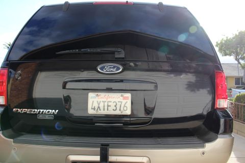 2003 Ford Expedition “TOW RIG”