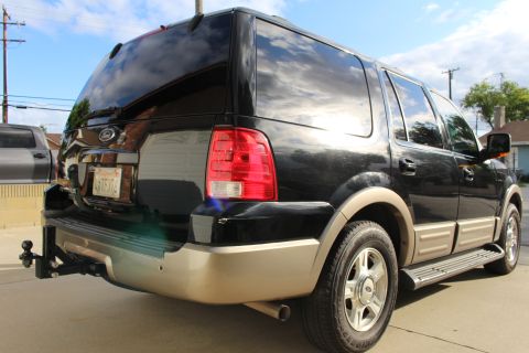 2003 Ford Expedition “TOW RIG”