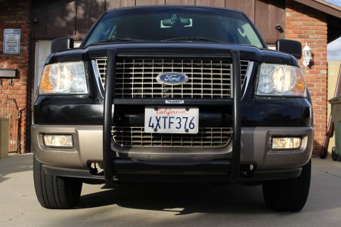 2003 Ford Expedition “TOW RIG”