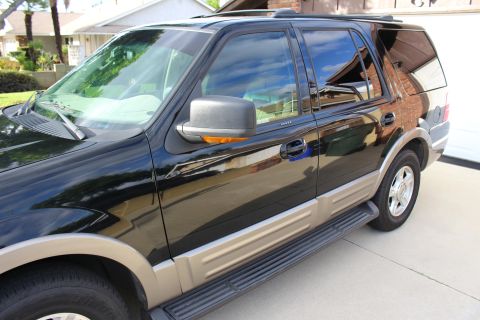 2003 Ford Expedition “TOW RIG”