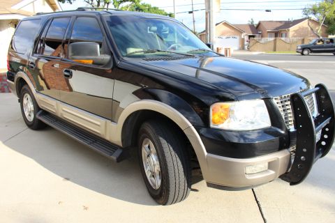 2003 Ford Expedition “TOW RIG”