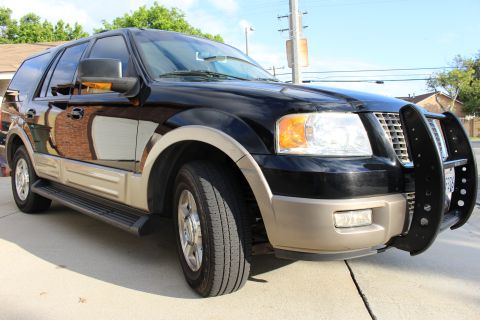 2003 Ford Expedition “TOW RIG”