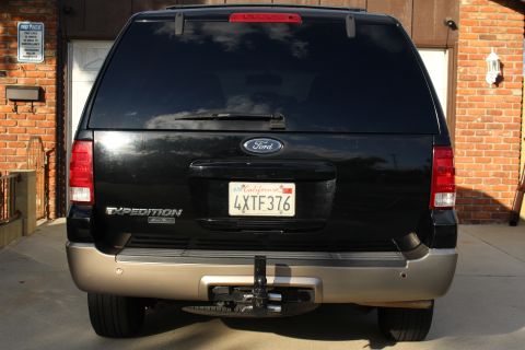 2003 Ford Expedition “TOW RIG”